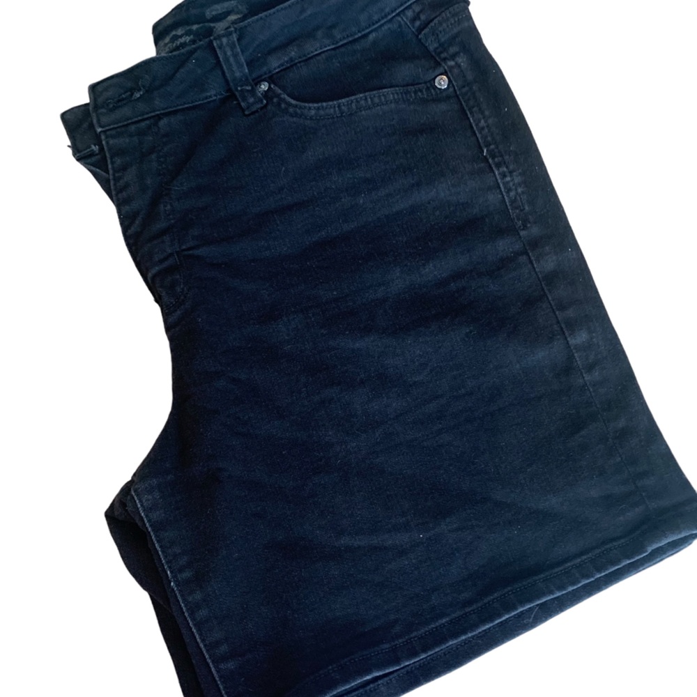 Seven7 Weekend Denim Shorts Black Size 12 in great used condition